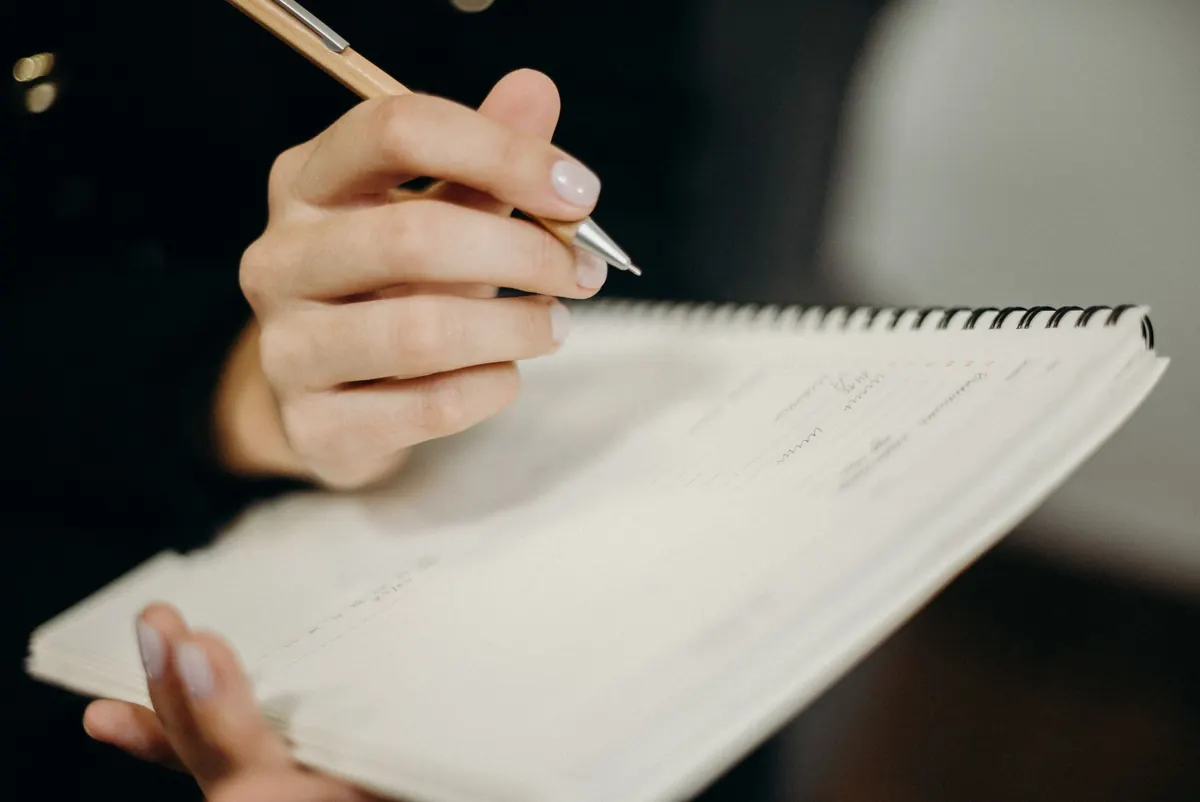 How to Build a UK Media Contacts List from Scratch: A Beginner's Guide